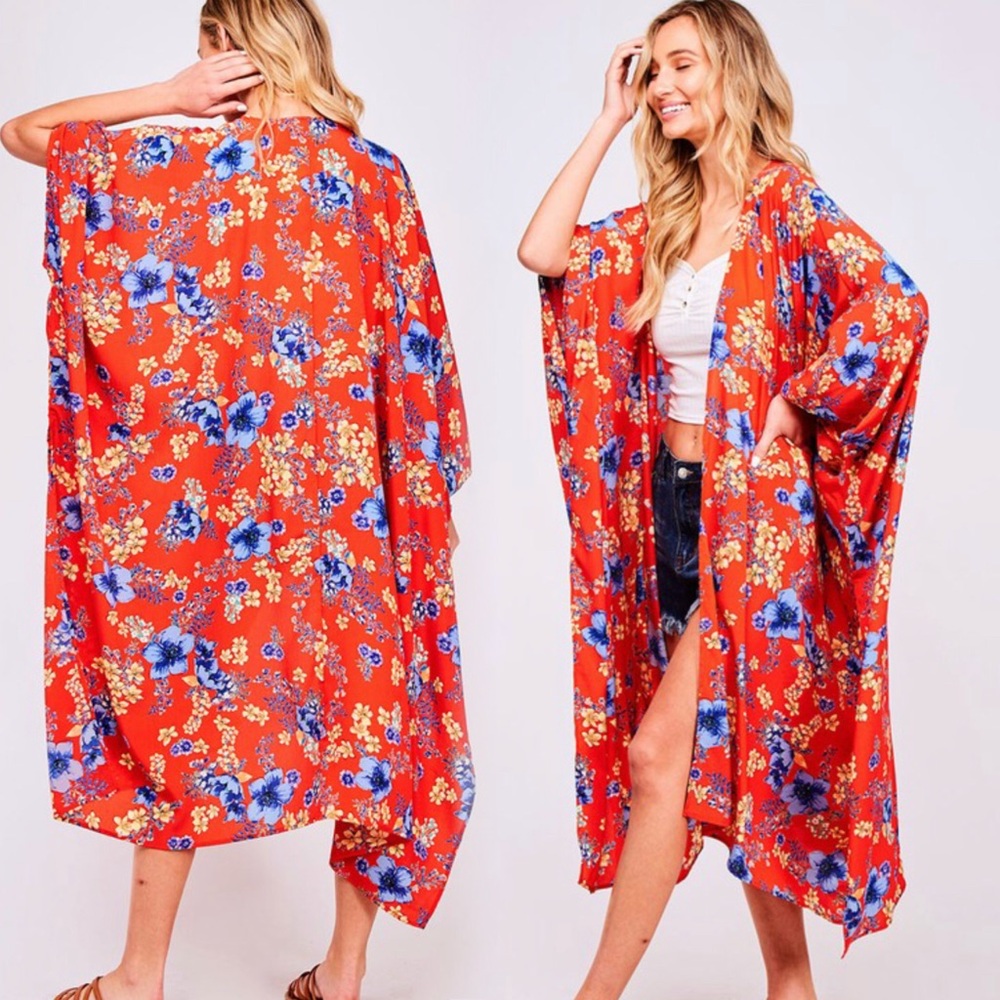 Peach Love California Red Floral Kimono Cardigan
Oversized - Picture 3 of 9